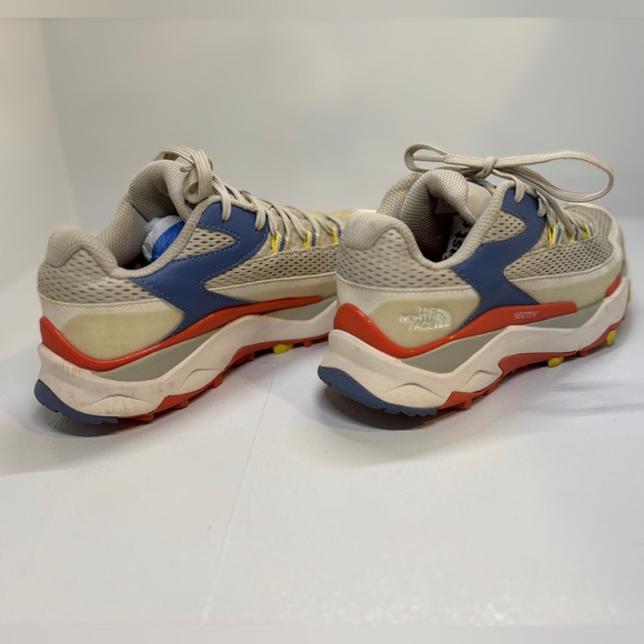The North Face Women's VECTIV Taraval shoes size 7 - Picture 5 of 10